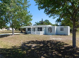 2831 10th St, Englewood, FL 34224