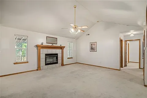2305 Brett Dr — Photo 9
