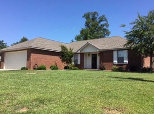 15 Chandler Ln, Petal, MS 39465