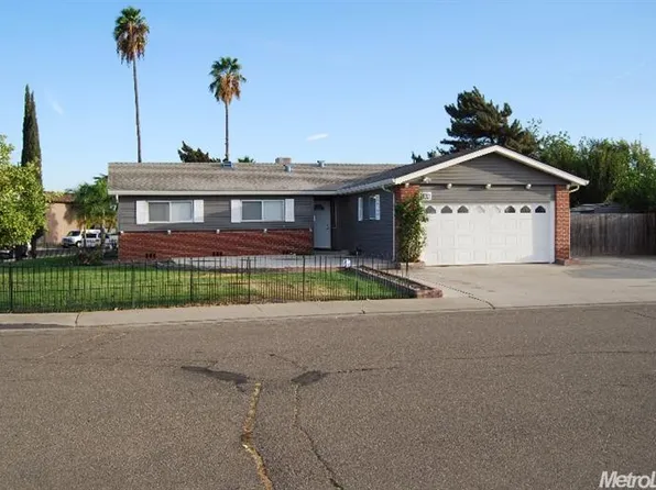 1396 Mitchell Ln, Manteca, CA 95336