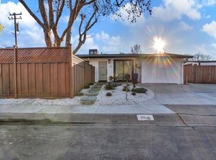 100 Karen Ln, Martinez, CA 94553