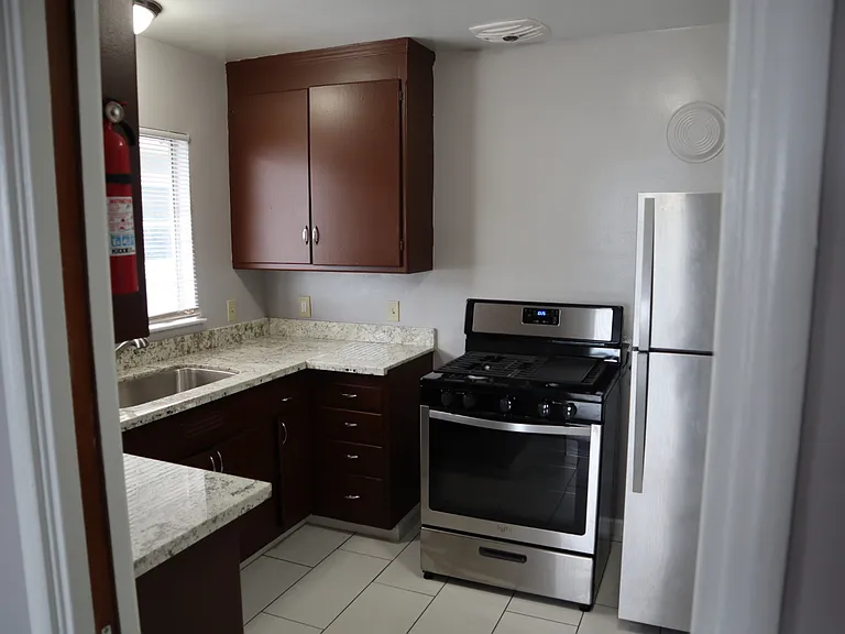 6518 Outlook Ave #4 — Photo 2