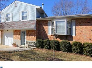 33 Stature Dr, Newark, DE 19713