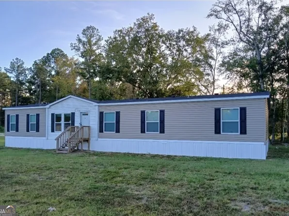 856 River Landing Rd, Kingsland, GA 31548