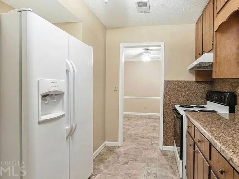 2593 Whitehead Place Dr — Photo 5