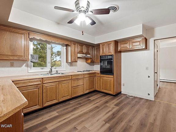 3rd image of 6390 Spencerville Rd
