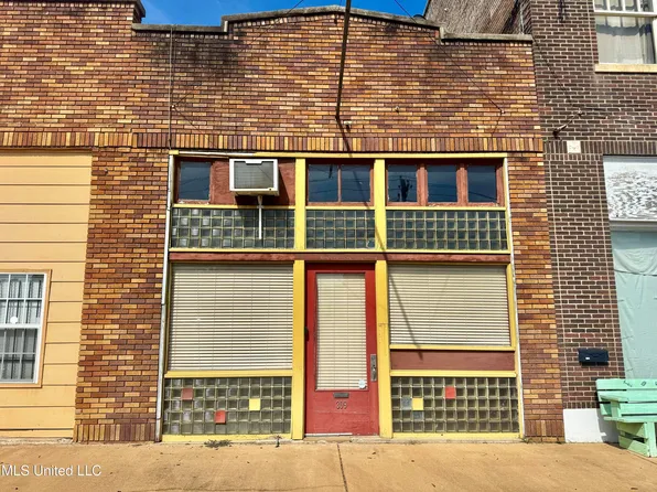 309 Issaquena Ave, Clarksdale, MS 38614