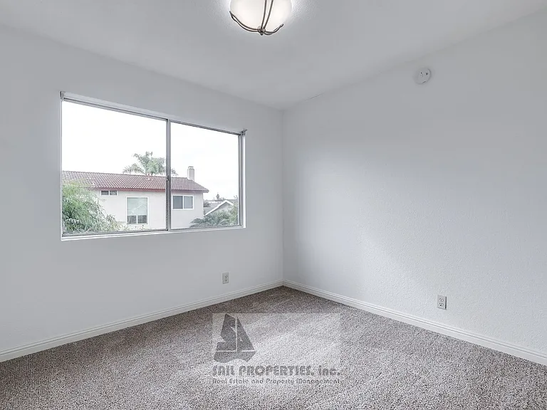 8602 Doremere Dr — Photo 12