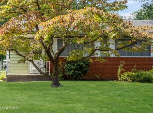 8 Hawaii Way #B, Whiting, NJ 08759