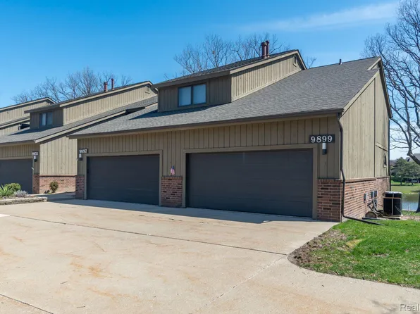 9899 Hawthorne Glen Dr, Grosse Ile, MI 48138