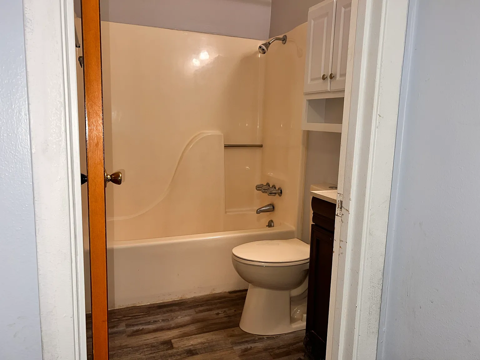 2 bed, 825 sqft, $1,300 — Photo 3