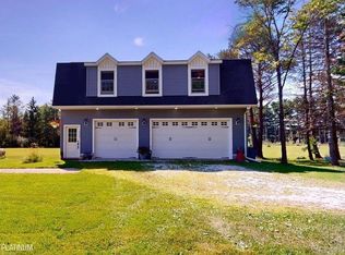 2906 Castor Rd, Goodells, MI 48027