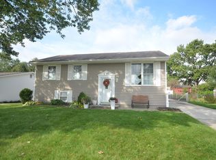 135 S Murray Hill Rd, Columbus, OH 43228