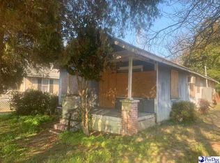 719 S 8th St, Hartsville, SC 29550