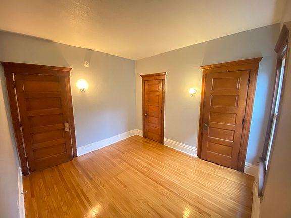 5th image of 323 S Lasalle St #1F