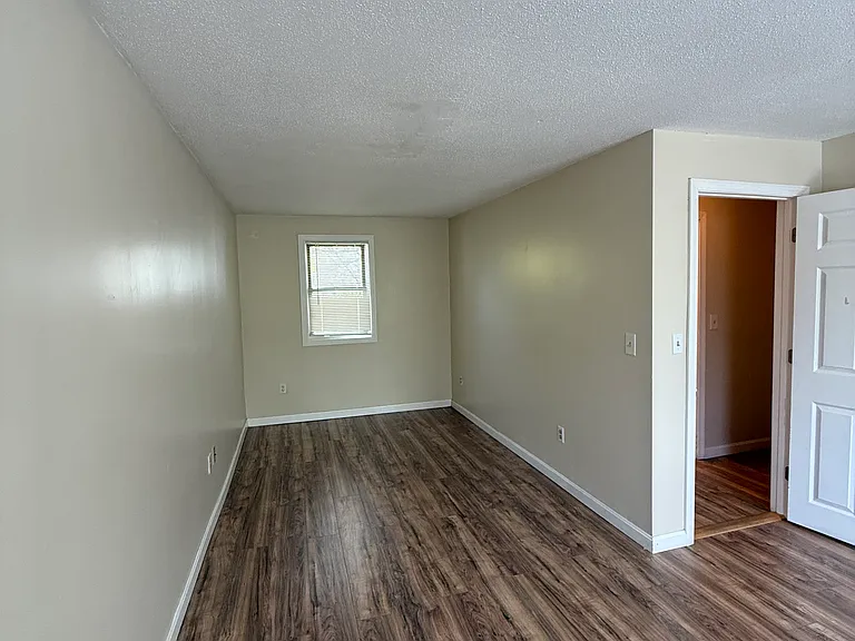 2 Flanders Ct #1 — Photo 21