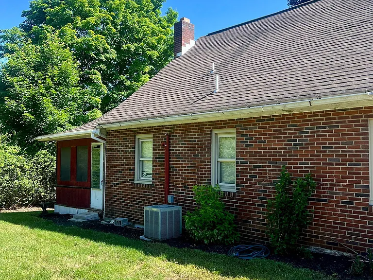 119 E Church St — Photo 7