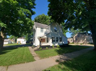 240 White Pigeon St, Constantine, MI 49042
