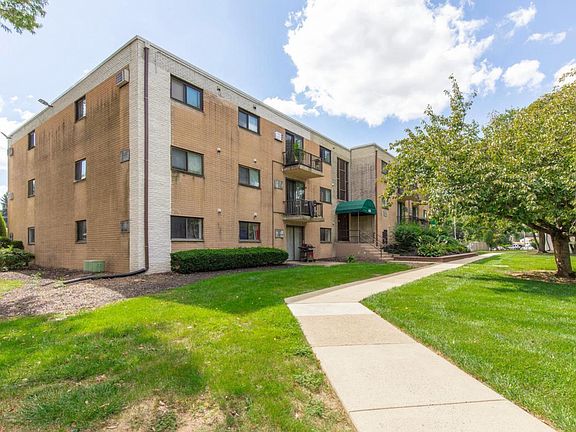 3rd image of 1575 W Street Rd APT 439