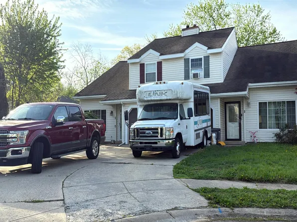 2 Danville Ct, New Castle, DE 19720