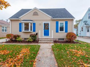 2118 Elm Ave, Sheboygan, WI 53081