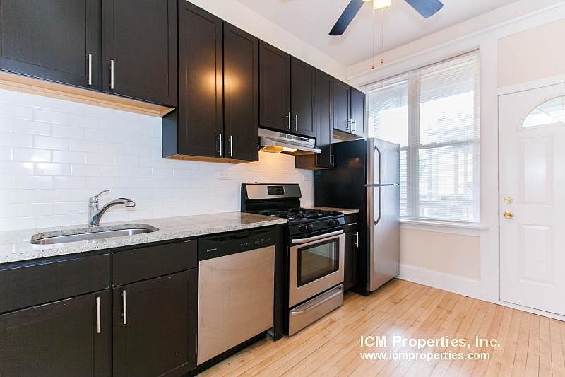 1st image of 3058 N Greenview Ave #2FF