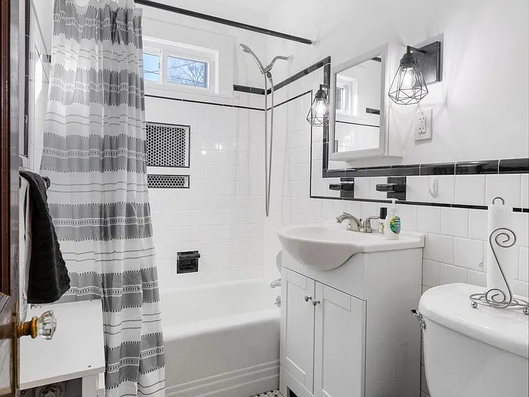 43 Liszt St #1 — Photo 6