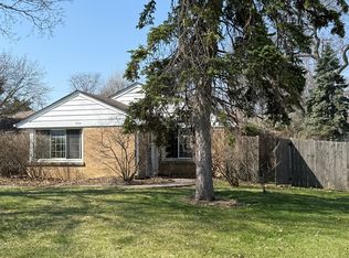 226 S Plum Grove Rd, Palatine, IL 60067