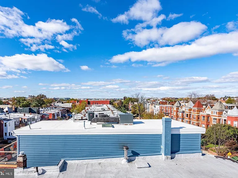 59 R St NE #2 — Photo 22