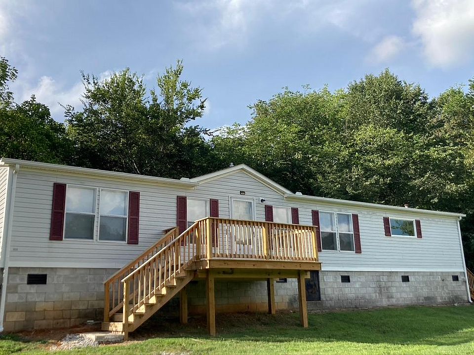 1st image of 109 S Smith Hollow Ln