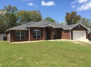 3223 Moss Point Ln, Cantonment, FL 32533