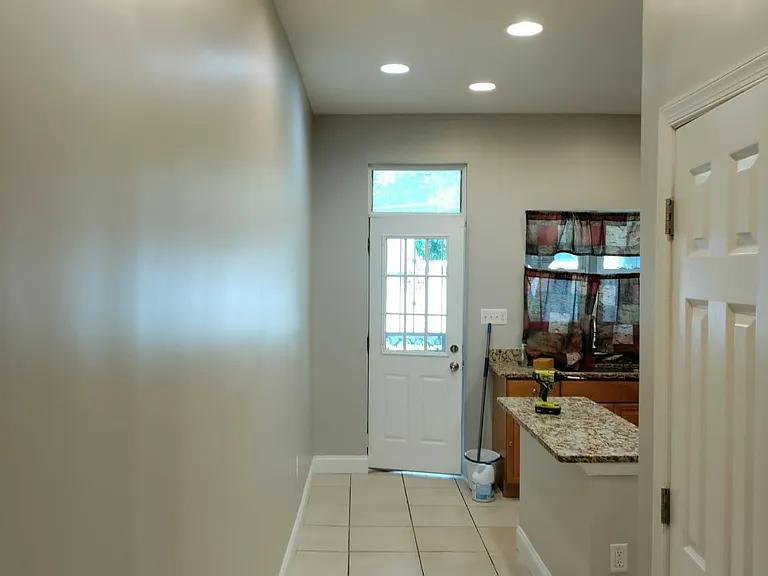1714 Ashburton St — Photo 3