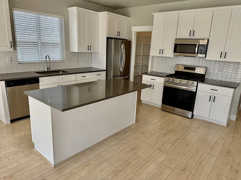 7646 S Waverly Hills Ln — Photo 3