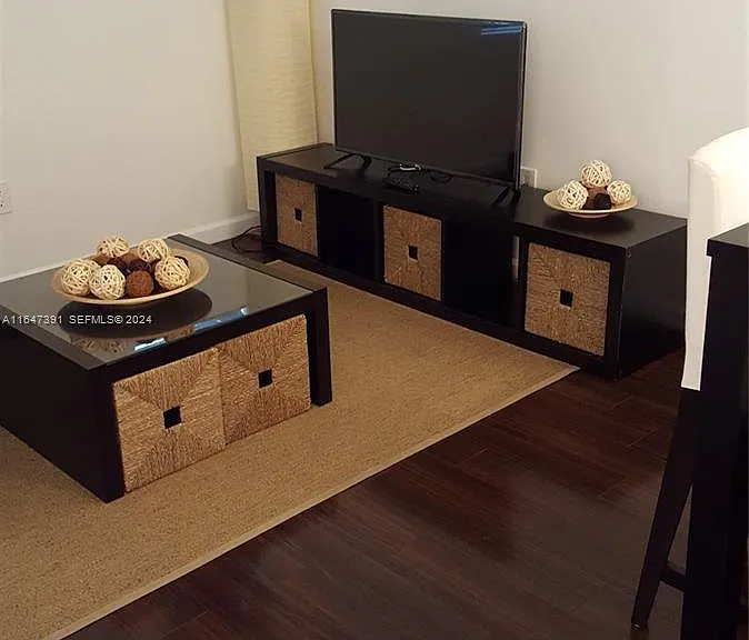 1550 Drexel Ave #106 — Photo 10
