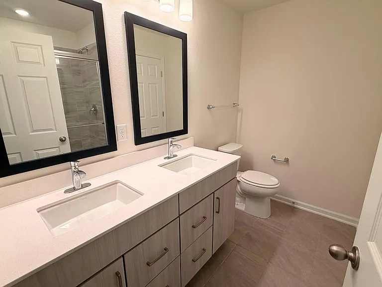 65 Signet Cir — Photo 15