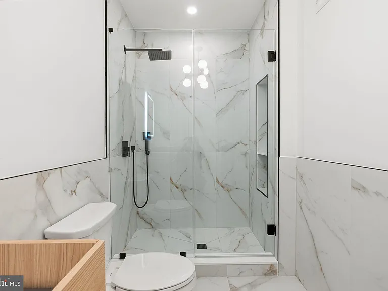 203 S 13th St #3B — Photo 12