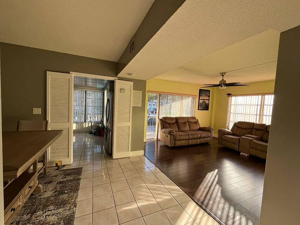 1st image of 4170 Inverrary Drive #211