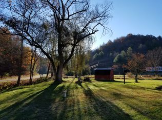 916 Flatwoods Rd, Bluff City, TN 37618