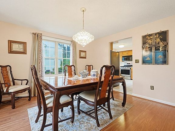 5th image of 3301 Maple Brook Rd #3301