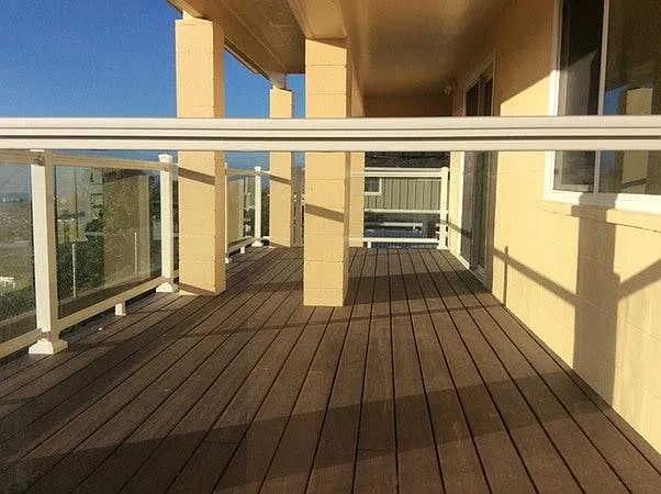 3 bed, 1250 sqft, $4,200 — Photo 2