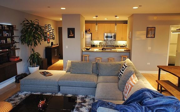 3rd image of 737 W Washington Blvd APT 2602