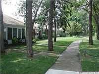1st image of 1015B Aberdeen Dr