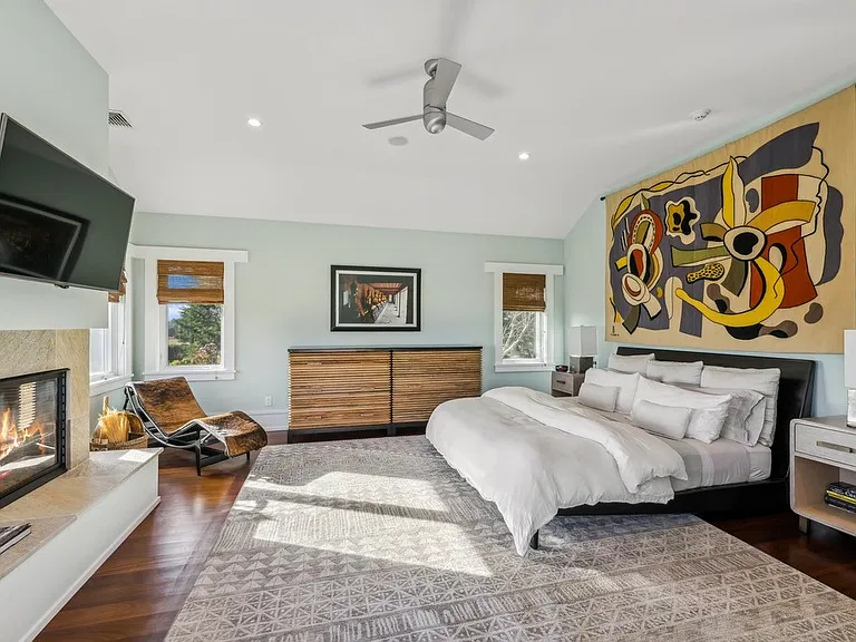 807 Halsey Ln — Photo 13
