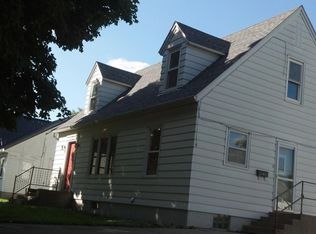 402 4th St E, Morgan, MN 56266