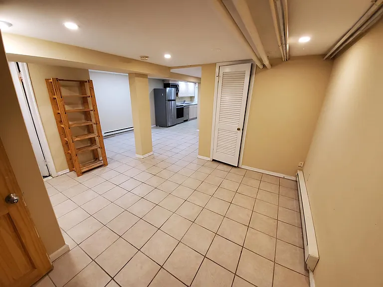1657 Newton St NW #B — Photo 4