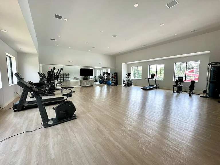 12198 Ridge Top Dr — Photo 23