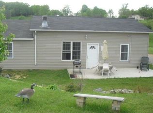 2585 Ivanhoe Rd, Max Meadows, VA 24360