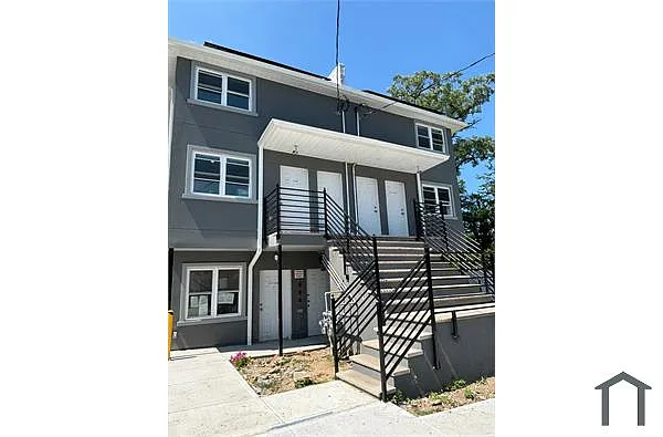 Photo 2 of 14 - 3643 Palmer Ave #2 - Bronx, NY Building Photo - 3643 Palmer Ave #2