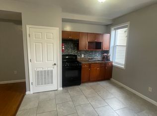 222 3rd St #C, Elizabethport, NJ 07206