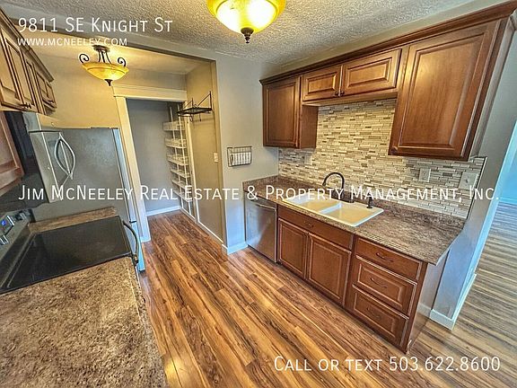 3rd image of 9811 SE Knight St